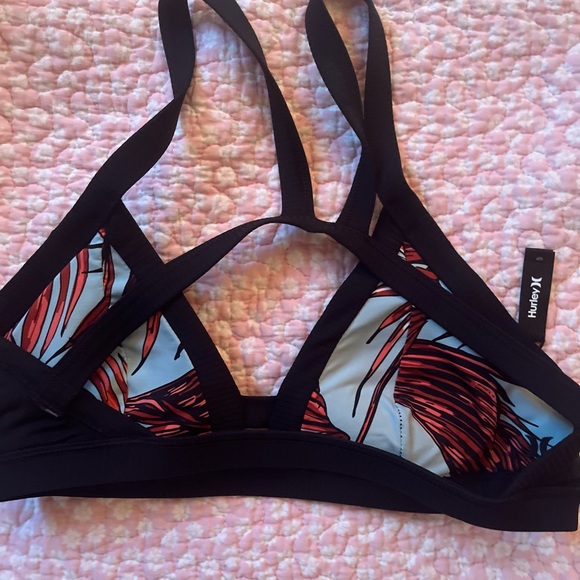 Hurley bikini top. - Picture 4 of 6